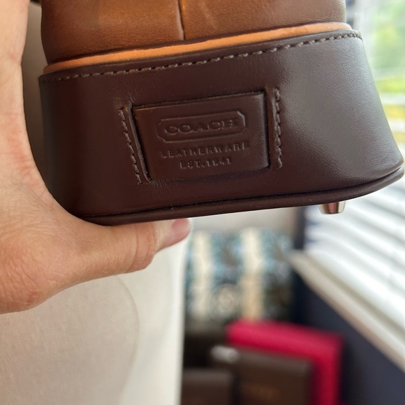 Coach tote - Picture 4 of 13